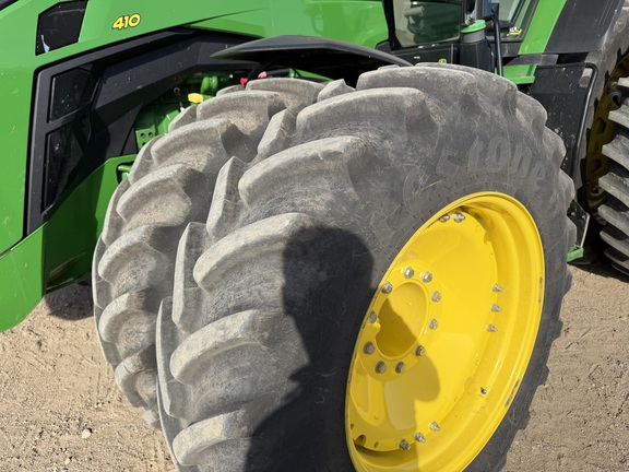 2025 John Deere 8R 410 - Photo10
