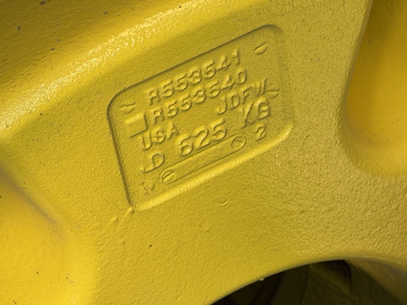 2025 John Deere 8R 410 - Photo17