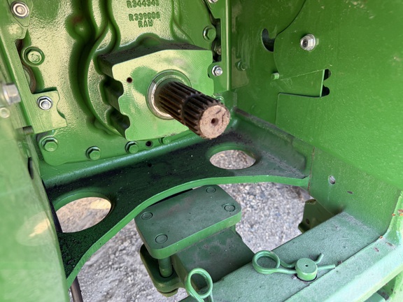 2025 John Deere 8R 410 - Photo28