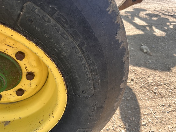 2012 John Deere 2700 - Photo10