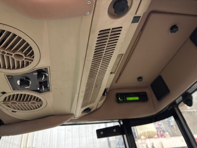 2008 John Deere 5525N Image 8