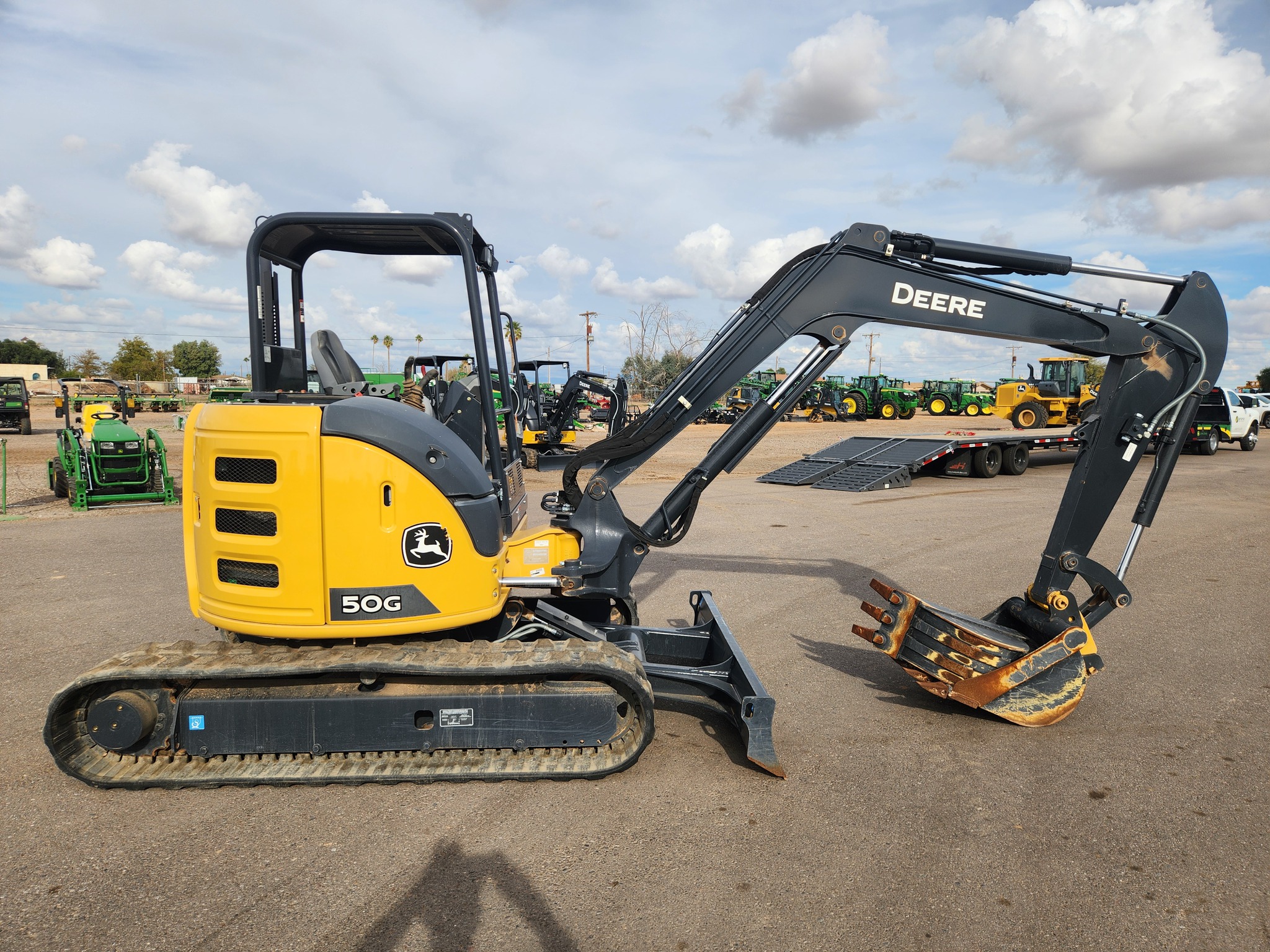 2022 John Deere 50G Image 6