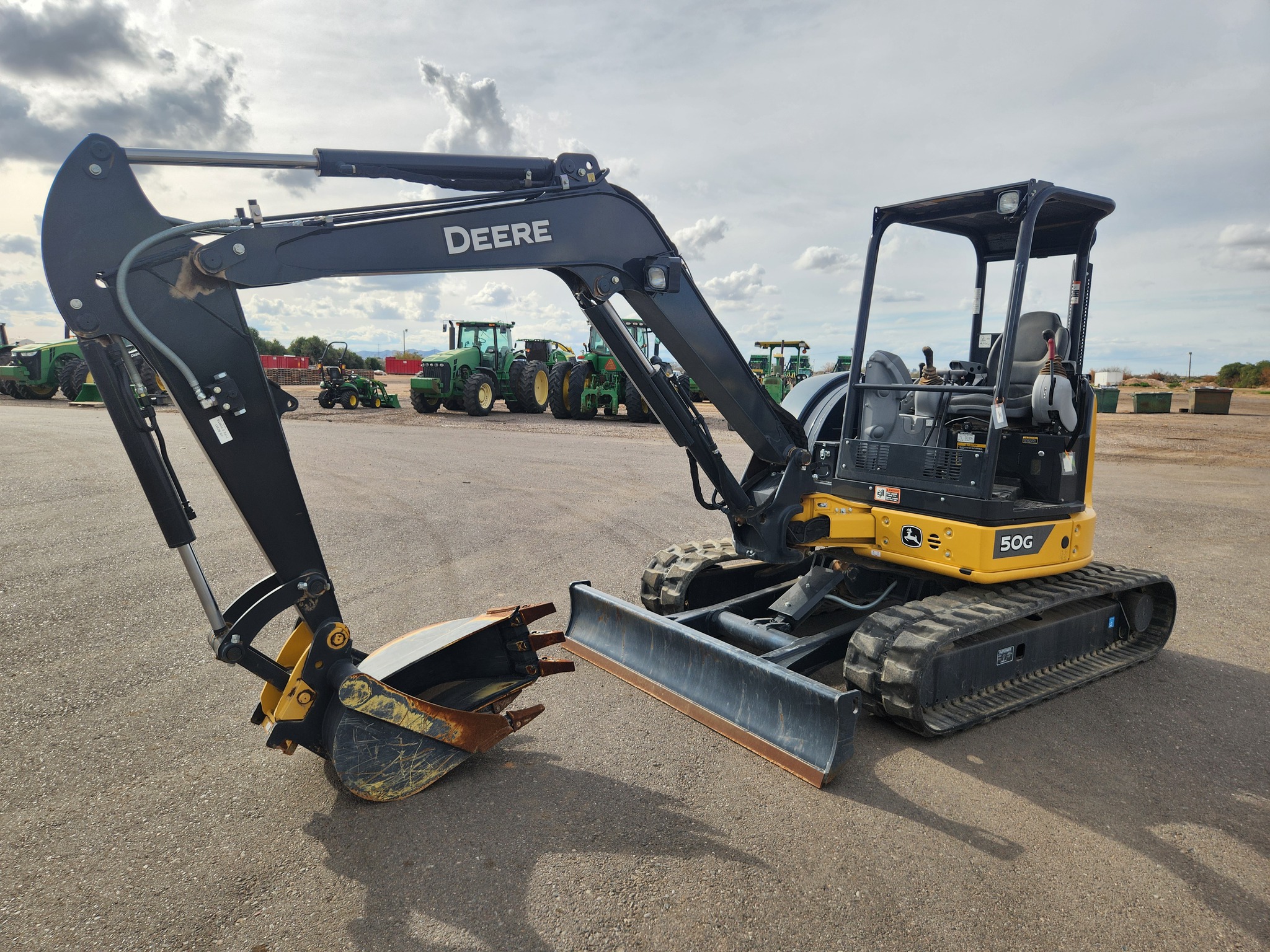 2022 John Deere 50G Image 11