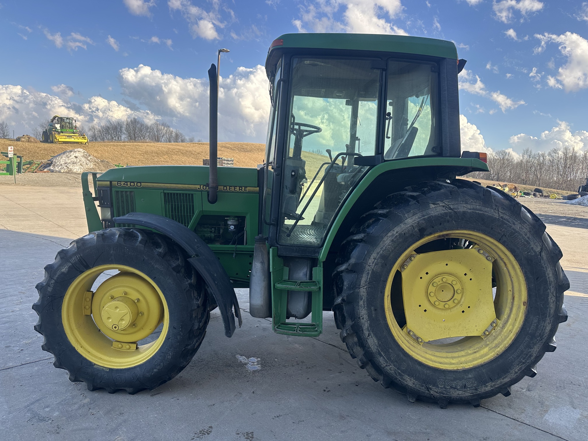 1997 John Deere 6400 Image 7