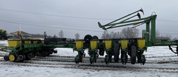 Planter For Sale 1994 John Deere 7200 , 0 HP