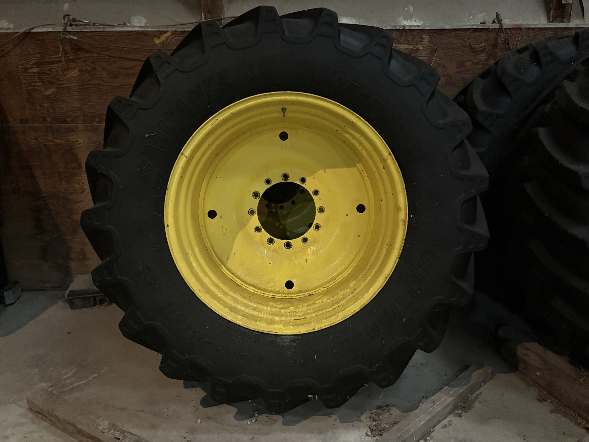  2018 John Deere R4038 at Heritage Tractor in Carthage, IL