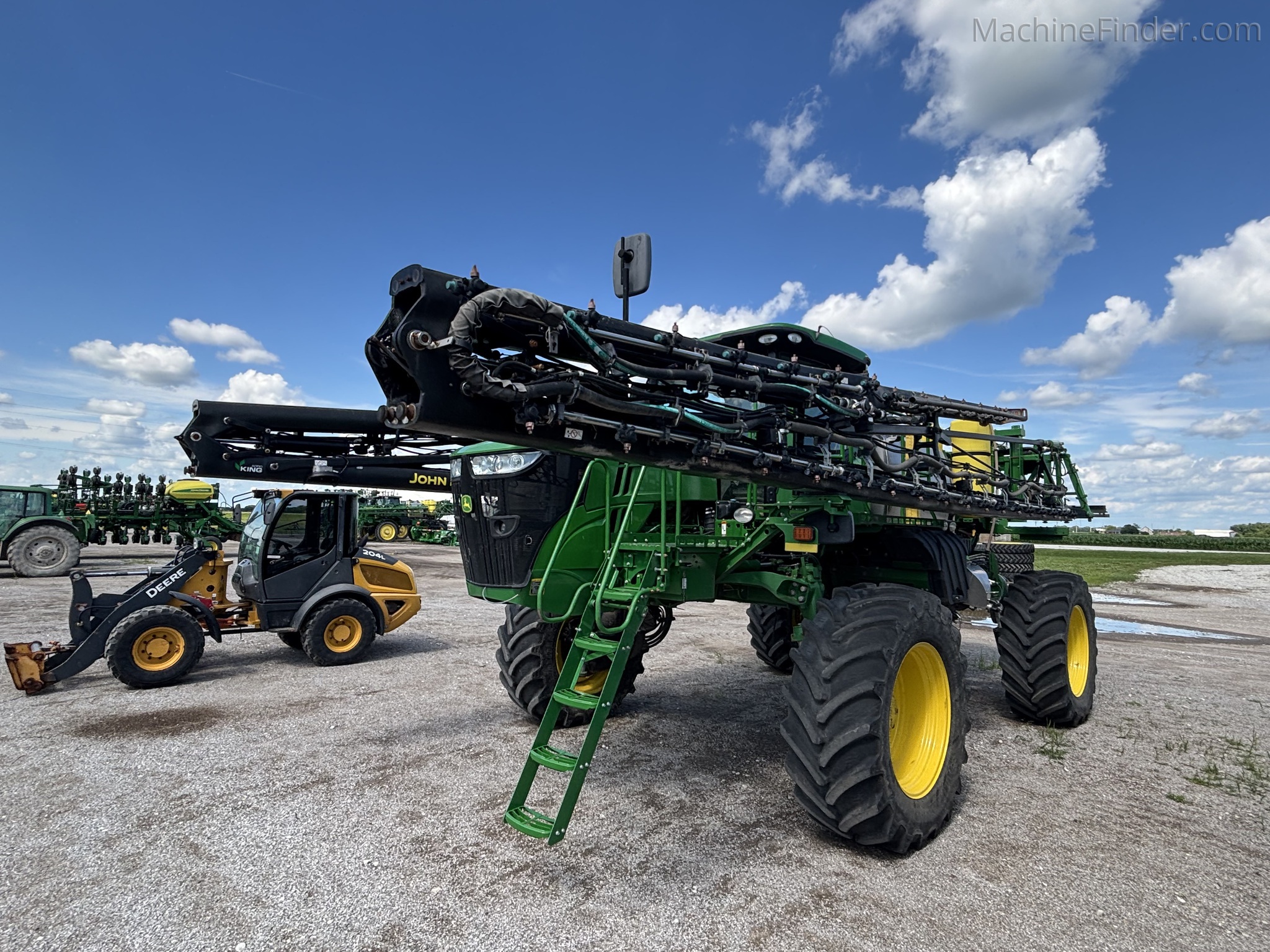 ジョンディア R4038 自走式噴霧器 ローボーイセミトレーラー付き　1/64 2018 John Deere R4038 | Self-Propelled Sprayers | MachineFinder