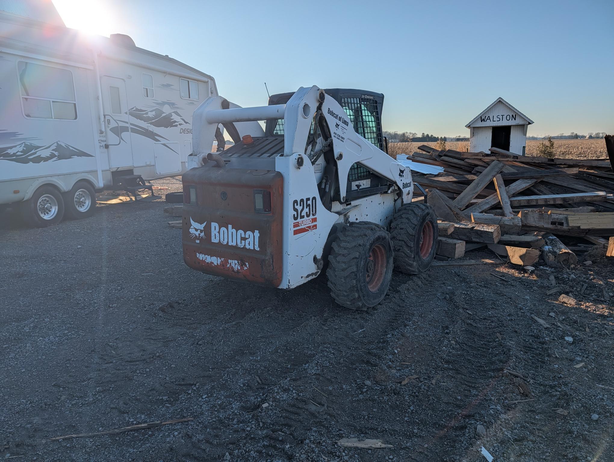 Bobcat S250 Image 3