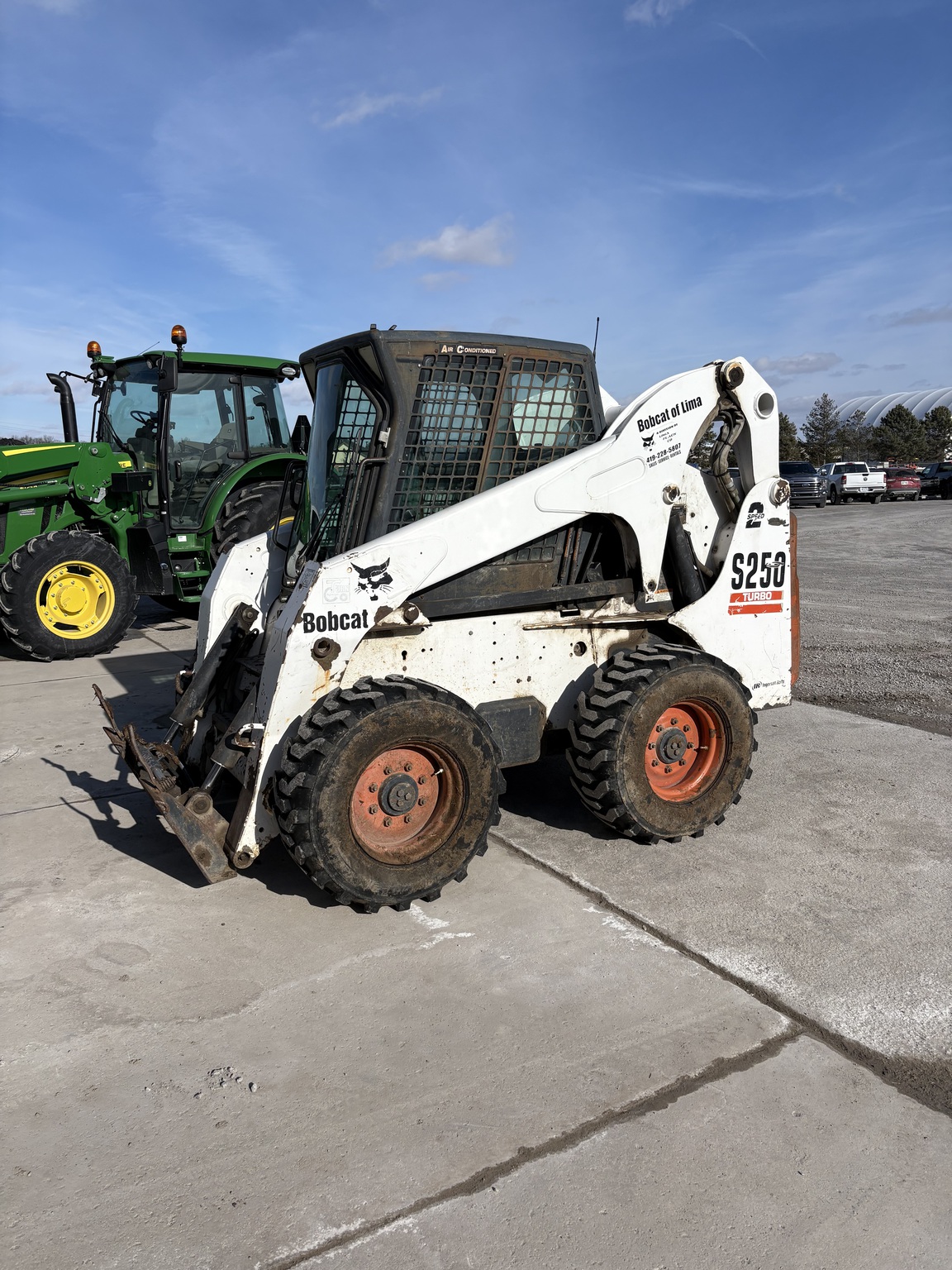 Bobcat S250 Image 1