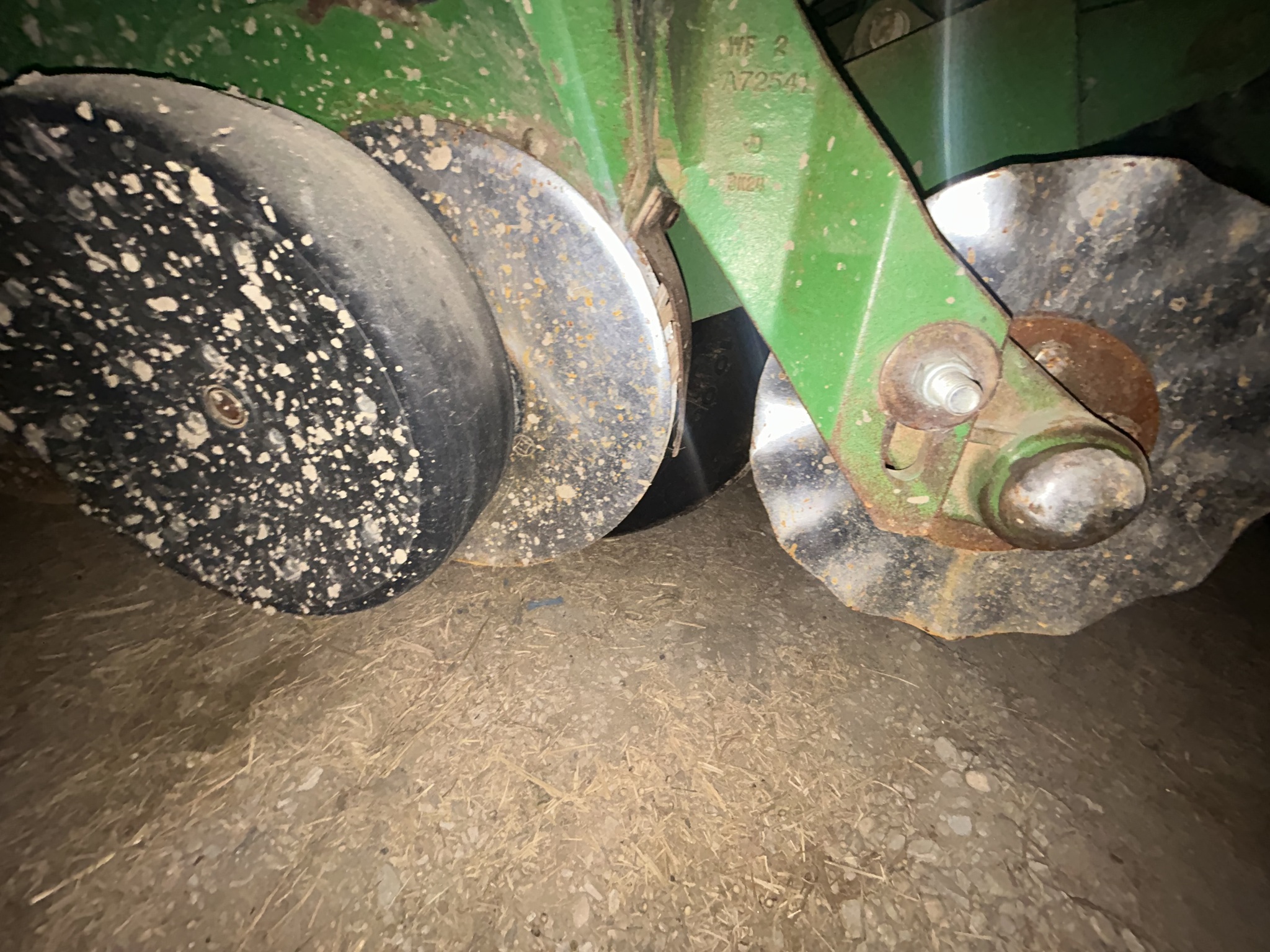 Used 2004 John Deere 1790 Planters: Drawn at Koenig Equipment in Rushville, IN - PhotoXL21