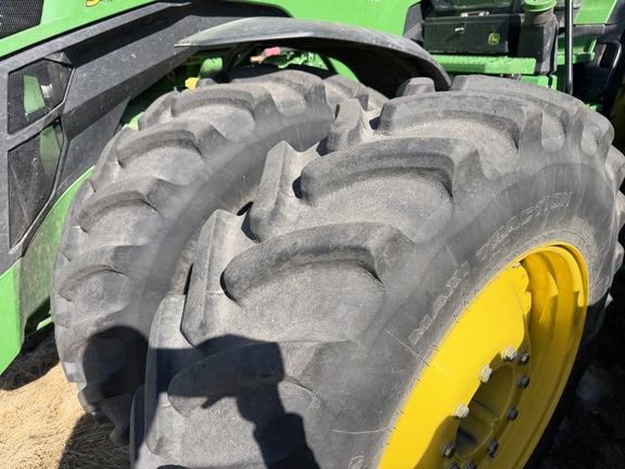 2025 John Deere 8R 340 - Photo8