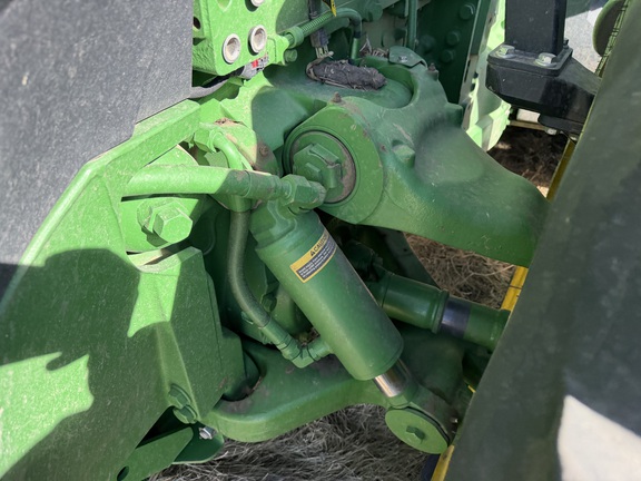 2025 John Deere 8R 340 - Photo9