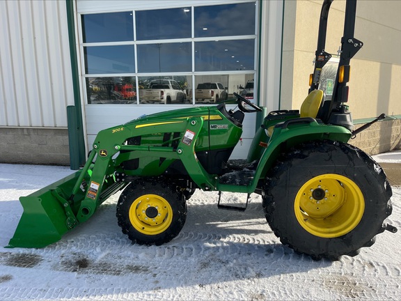 Used 2024 John Deere 3038E Compact Utility Tractors at Horizon Ag & Turf in Edmonton West, AB - Photo2