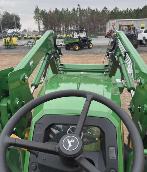 2024 John Deere 5067E Image 5