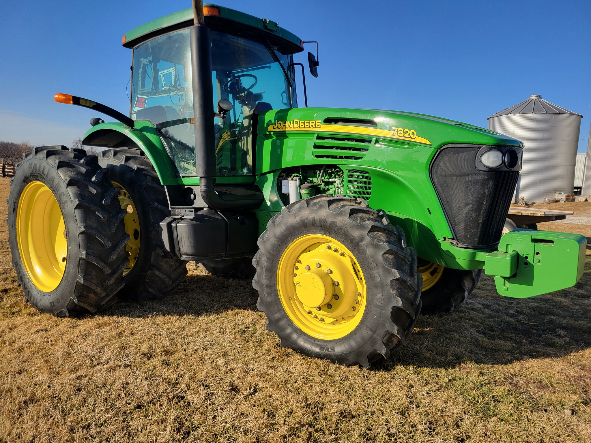  2005 John Deere 7820 at Heritage Tractor in Roanoke, IL