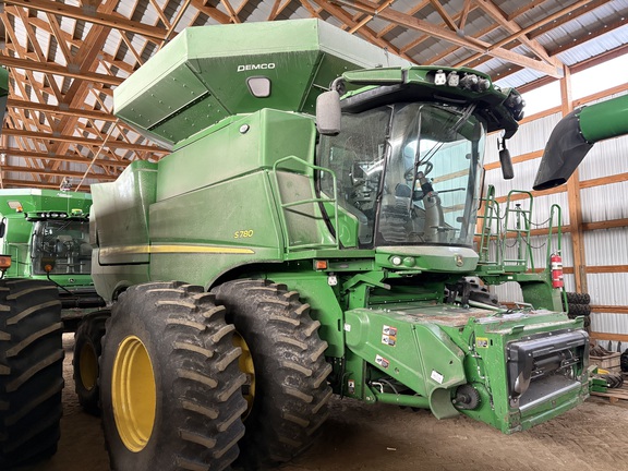  John Deere S780