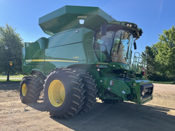  John Deere S780