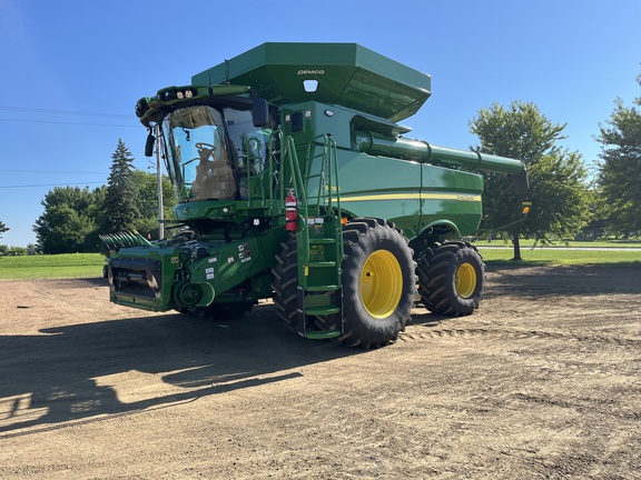 2024 John Deere S780 - Photo7