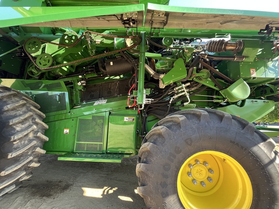 2024 John Deere S780 - Photo23