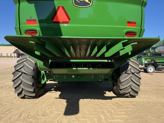 2024 John Deere S780 - Photo31