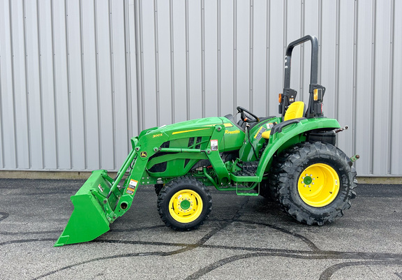2022 John-Deere 3043D