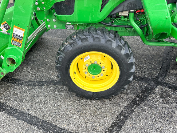 2022 John-Deere 3043D