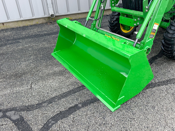 2022 John-Deere 3043D