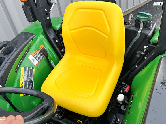 2022 John-Deere 3043D