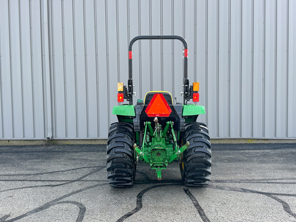 2022 John-Deere 3043D