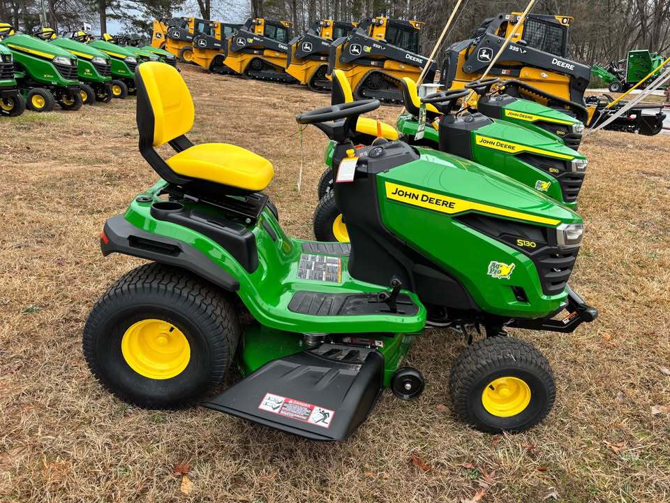 2026 John Deere S130 Lawn Tractor 42-in. Edge Mower Deck Image 4