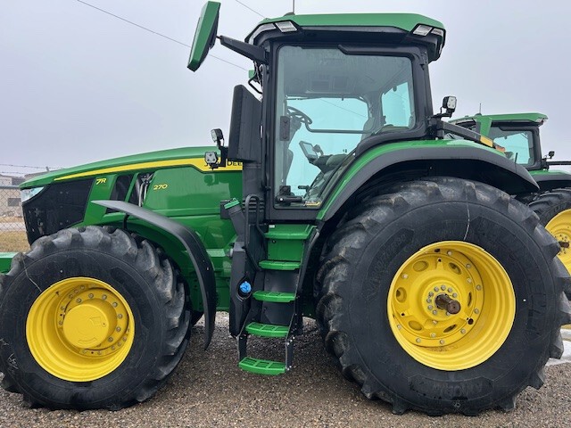2023 John Deere 7R 270 Row Crop Tractors