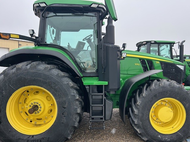 2023 John Deere 7R 270 Row Crop Tractors
