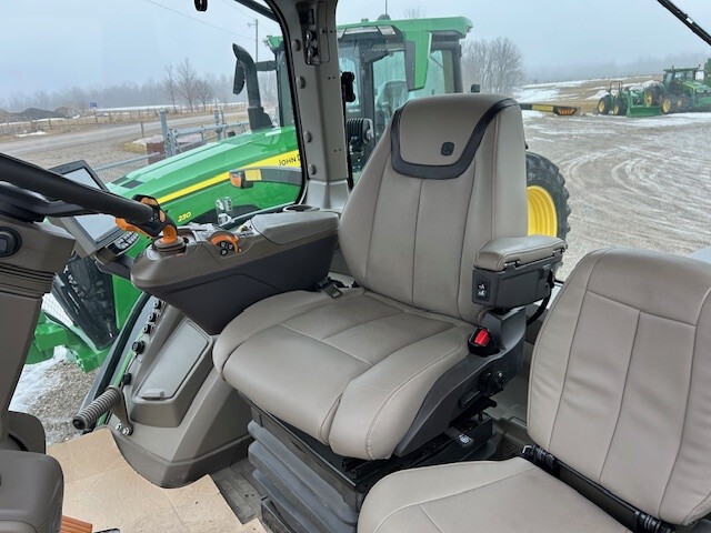 2023 John Deere 7R 270 Row Crop Tractors