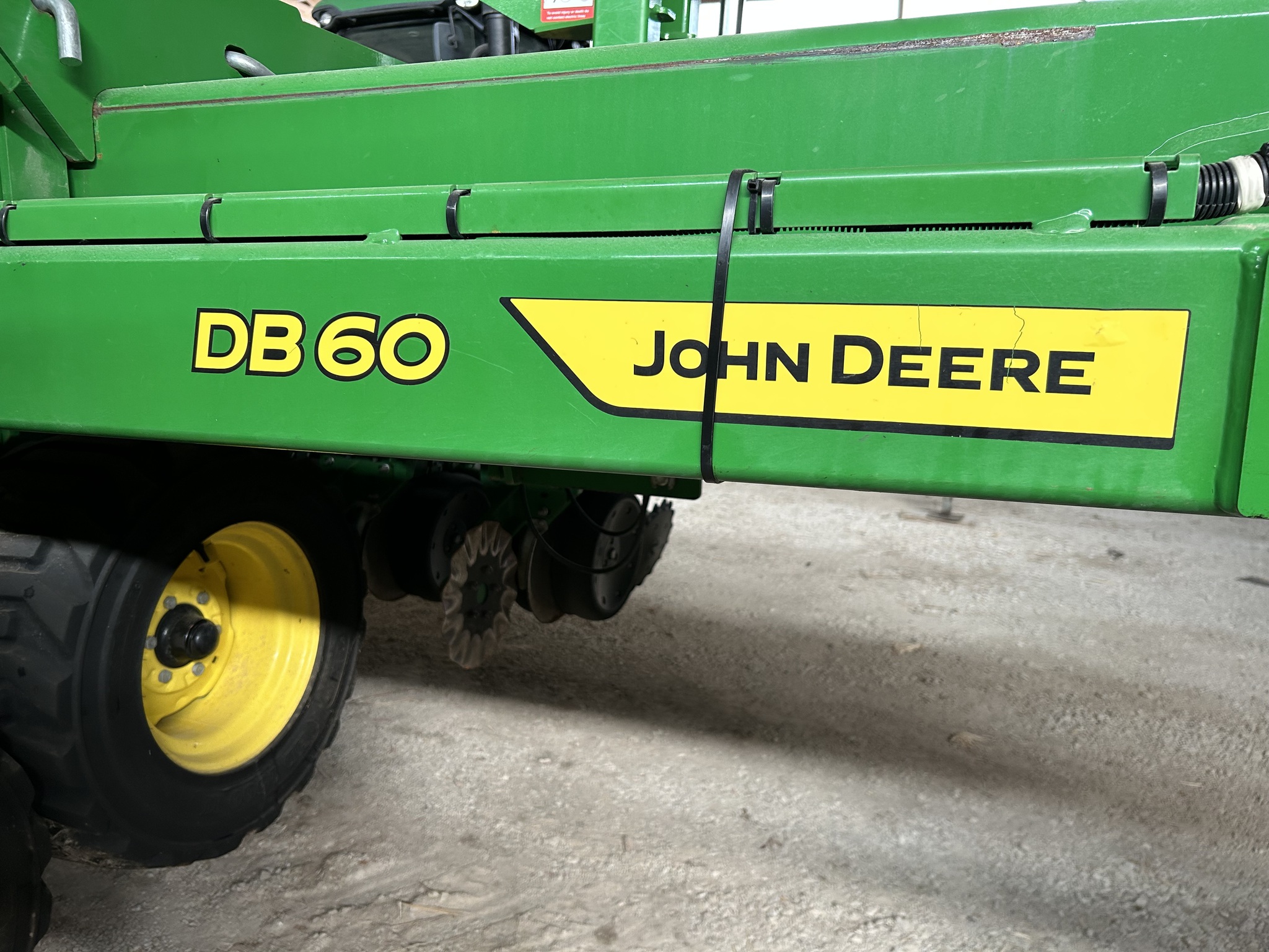2023 John Deere DB60 Image 18