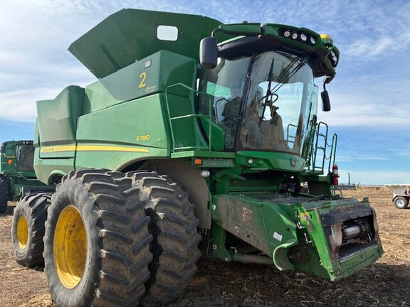 2022 John Deere S790 Used Equipment