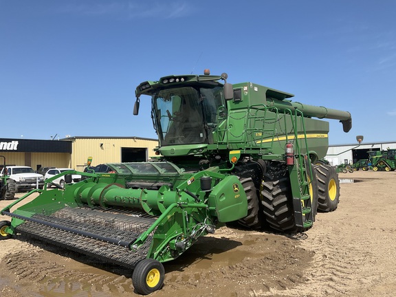 Photo of a 2018 John Deere S780