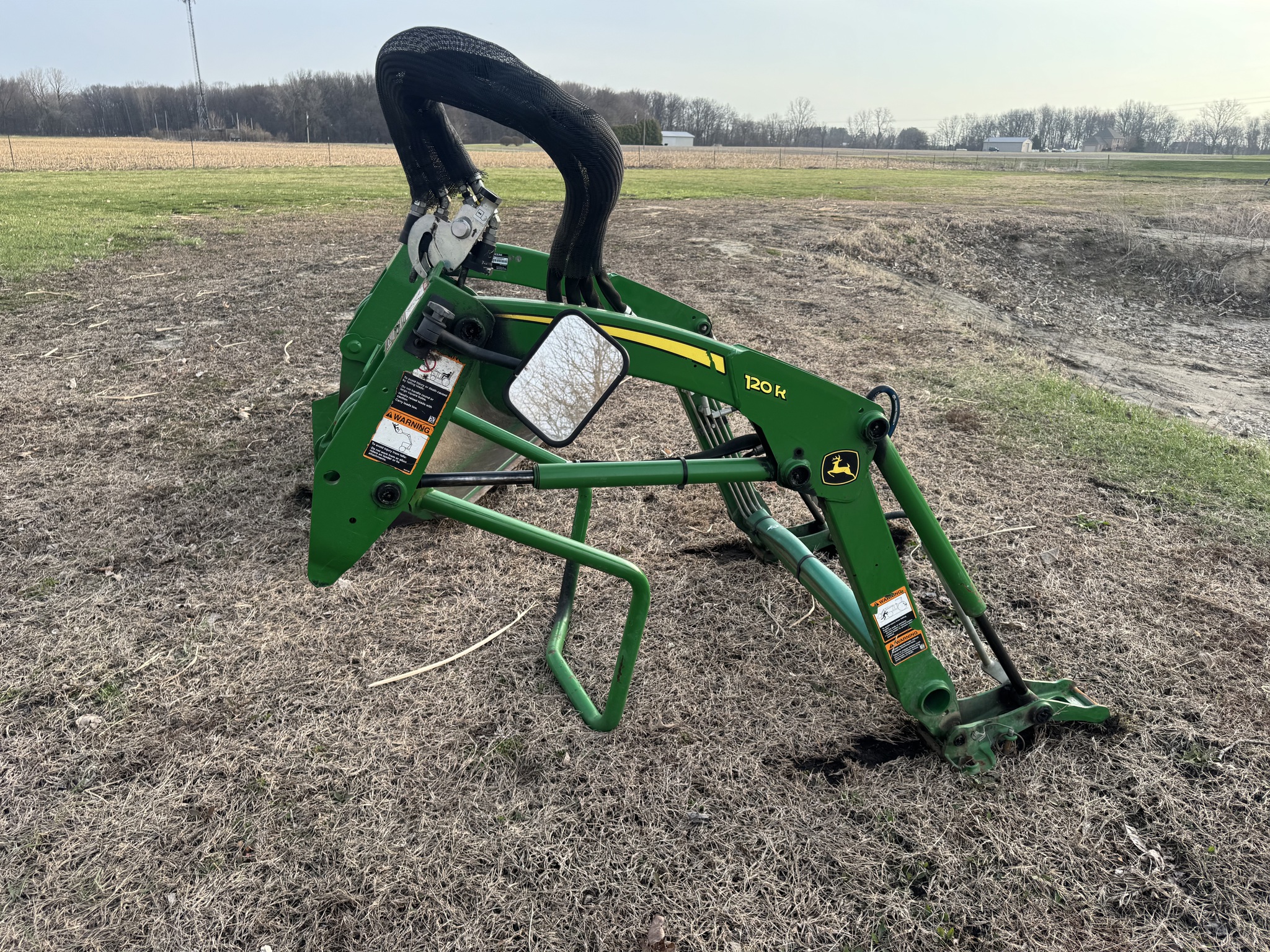 2020 John Deere 1025R Image 7