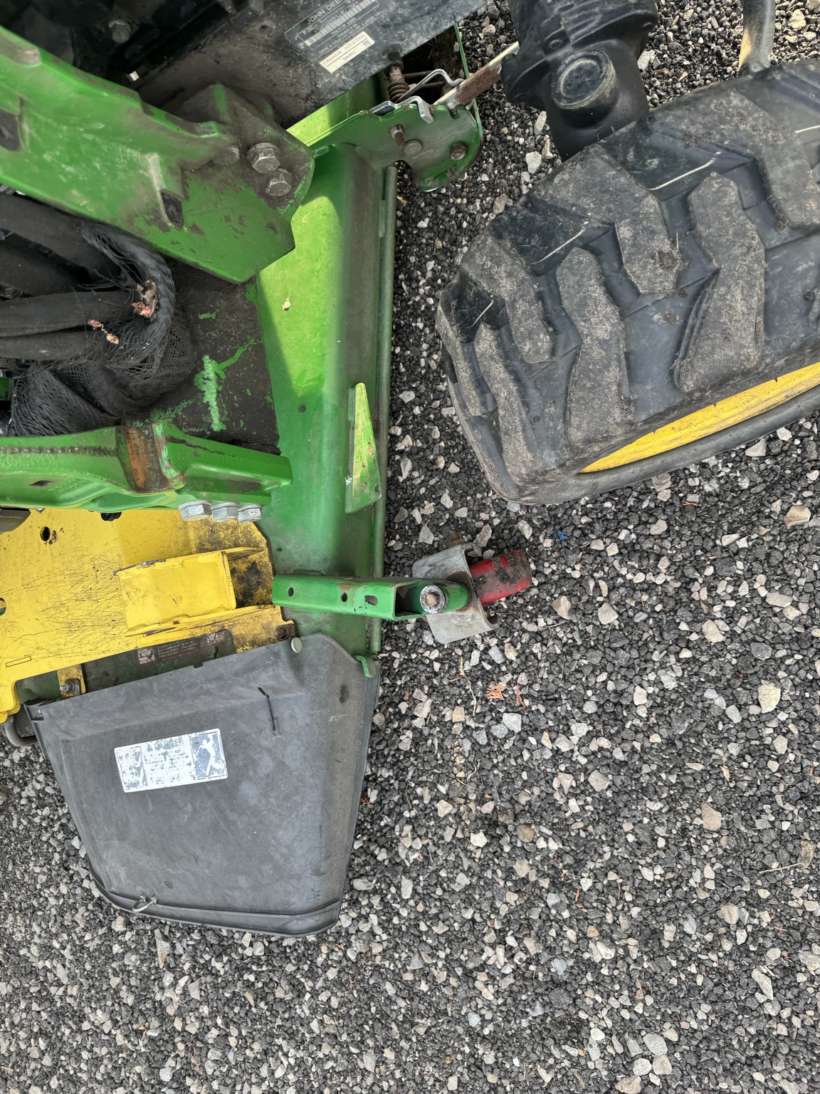 2020 John Deere 1025R Image 9