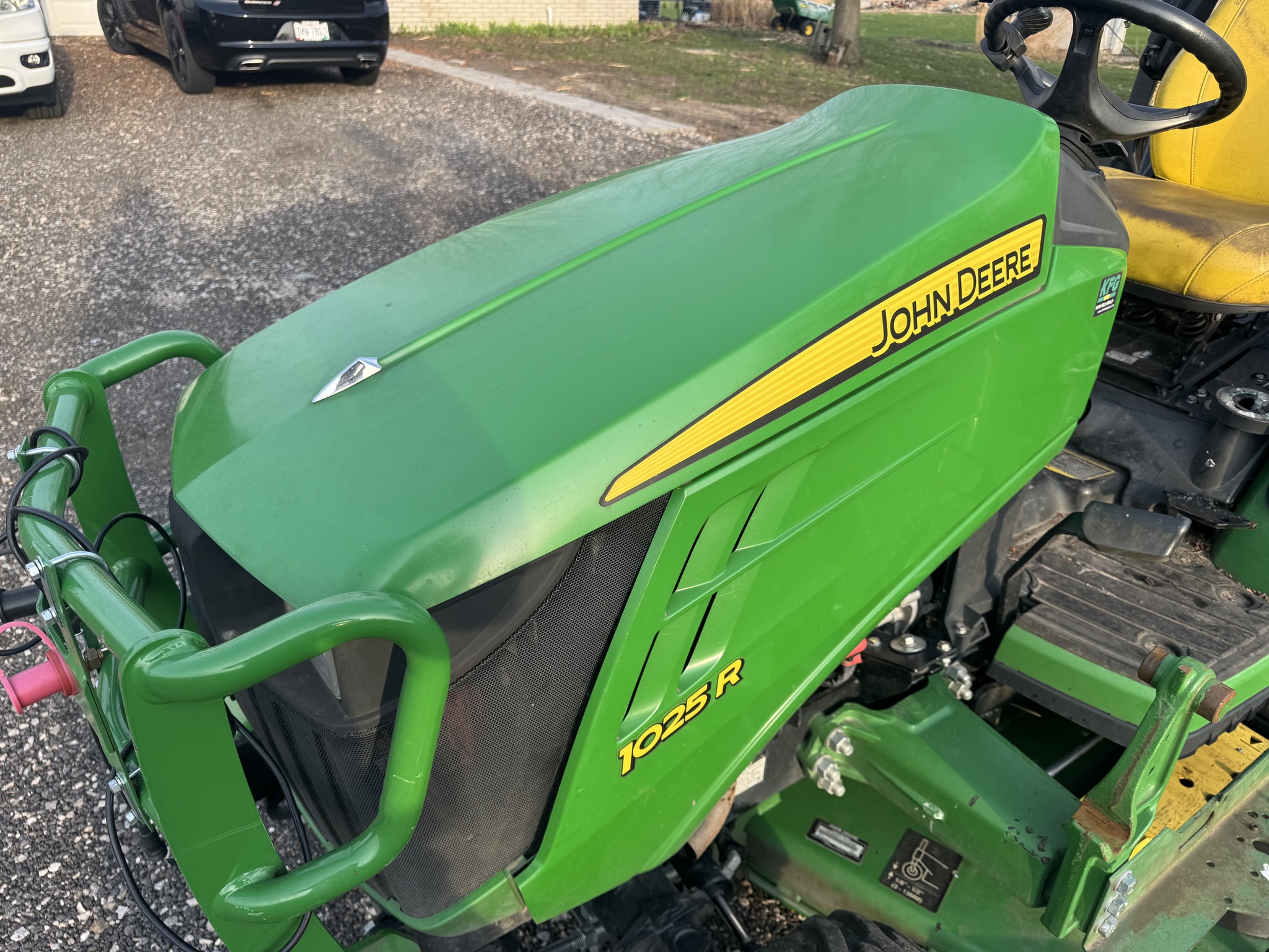 2020 John Deere 1025R Image 16