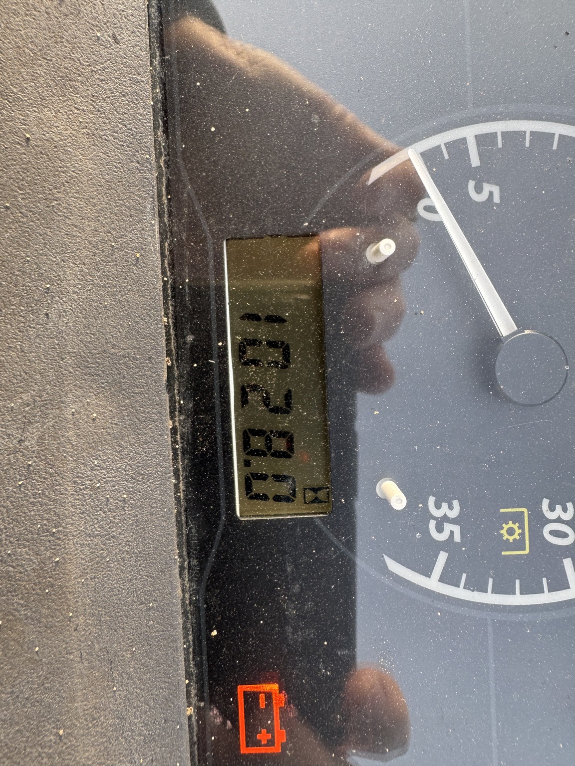 2020 John Deere 1025R Image 18