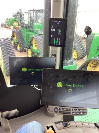 2025 John Deere 9RX 640 - Photo11
