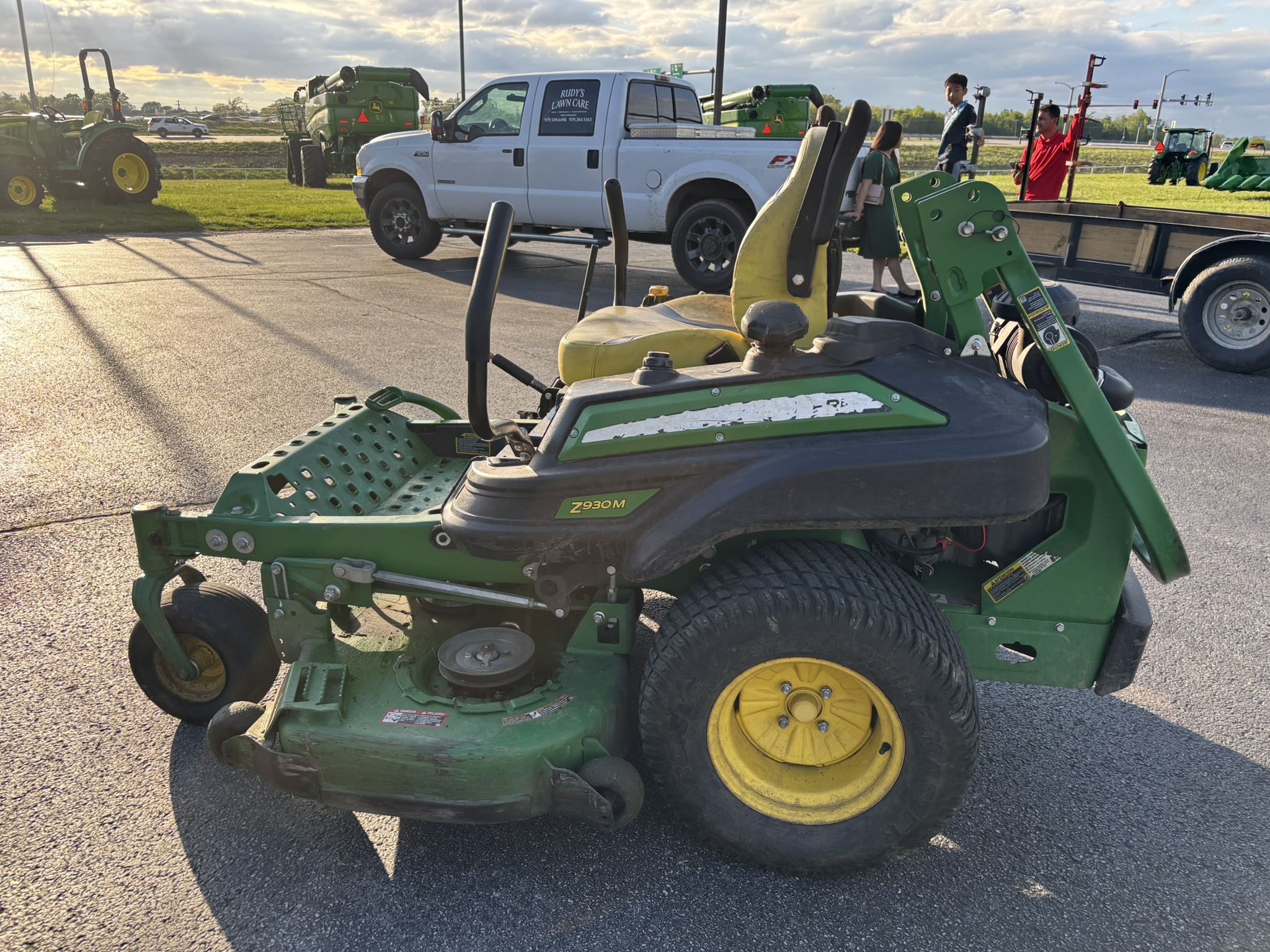  2019 John Deere Z930M at Heritage Tractor in Joplin, MO