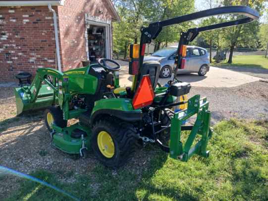 2021 John Deere 1023E at Heritage Tractor in Rolla, MO