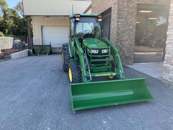 2026 John Deere 4052R-9