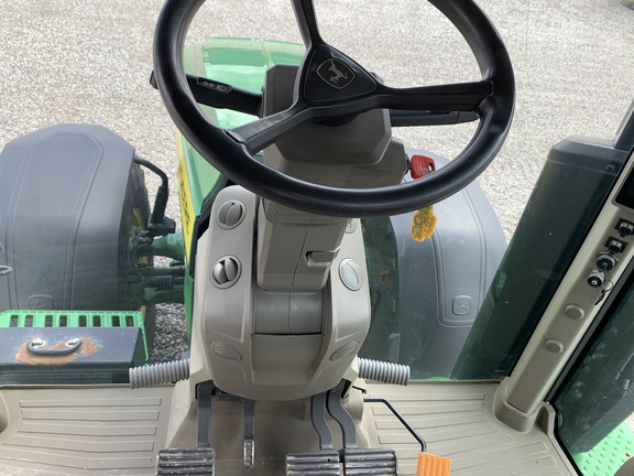 Photo of 2021 John Deere 8R 370