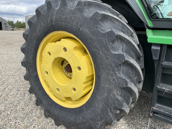 Photo of 2021 John Deere 8R 370