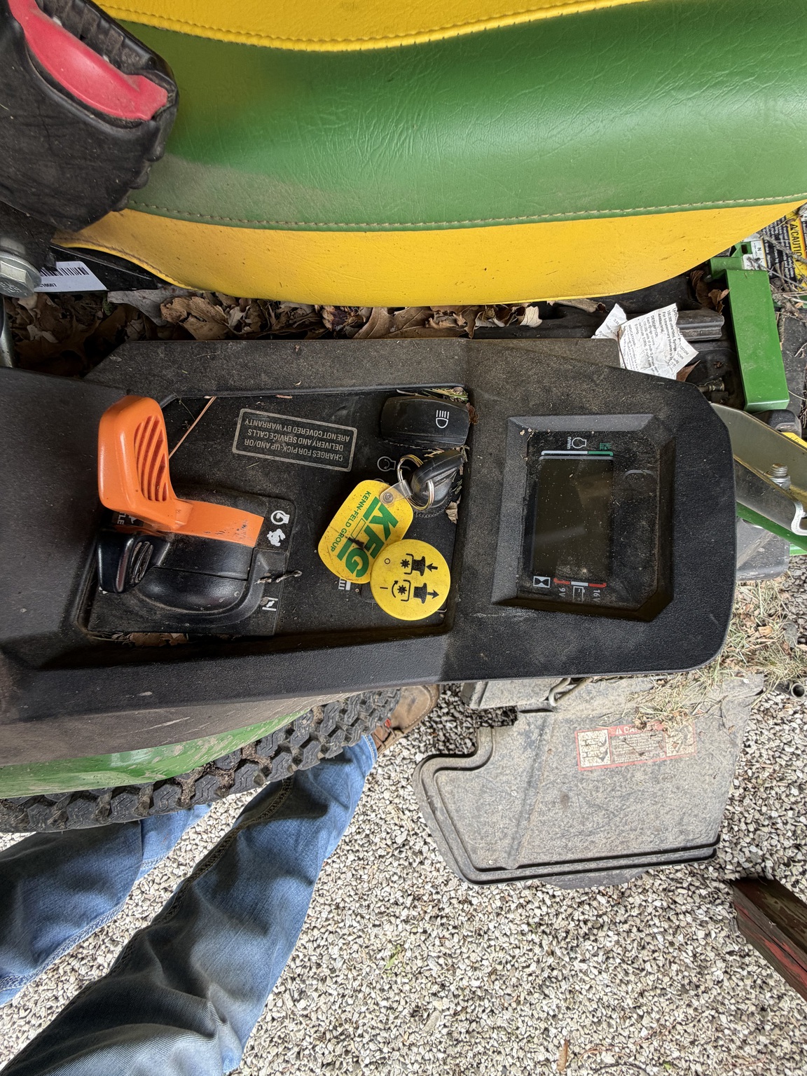 2022 John Deere Z530R Image 10