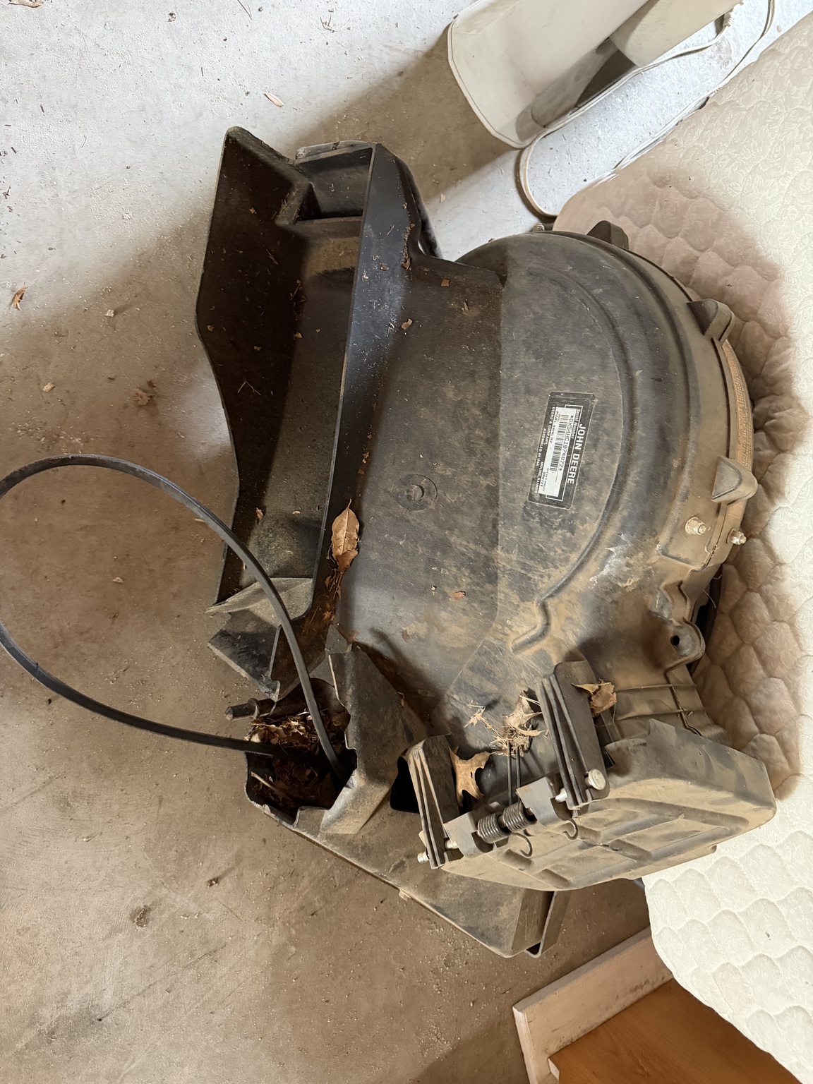 2022 John Deere Z530R Image 11
