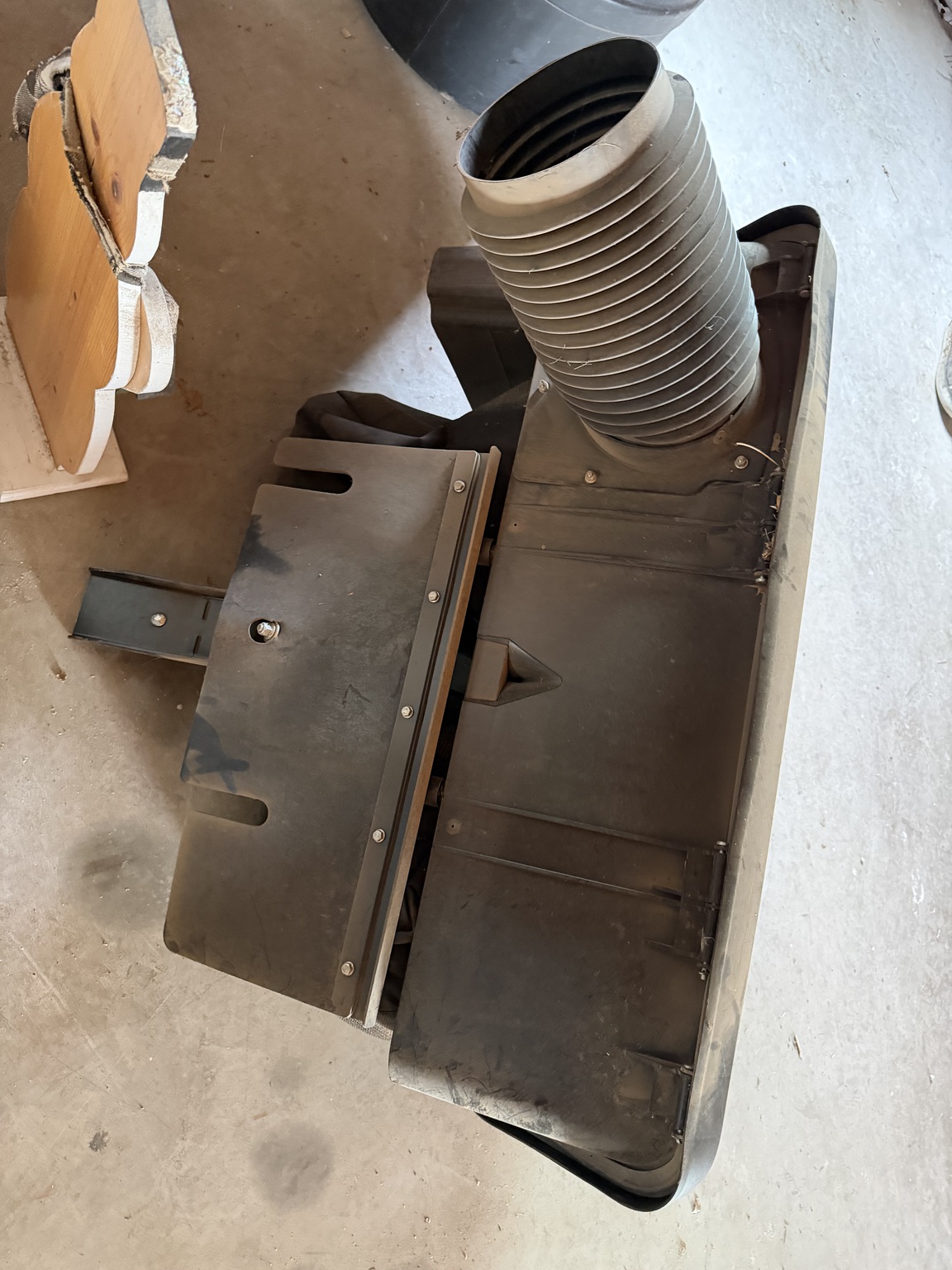 2022 John Deere Z530R Image 12