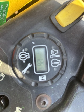 2023 John-Deere Z920M